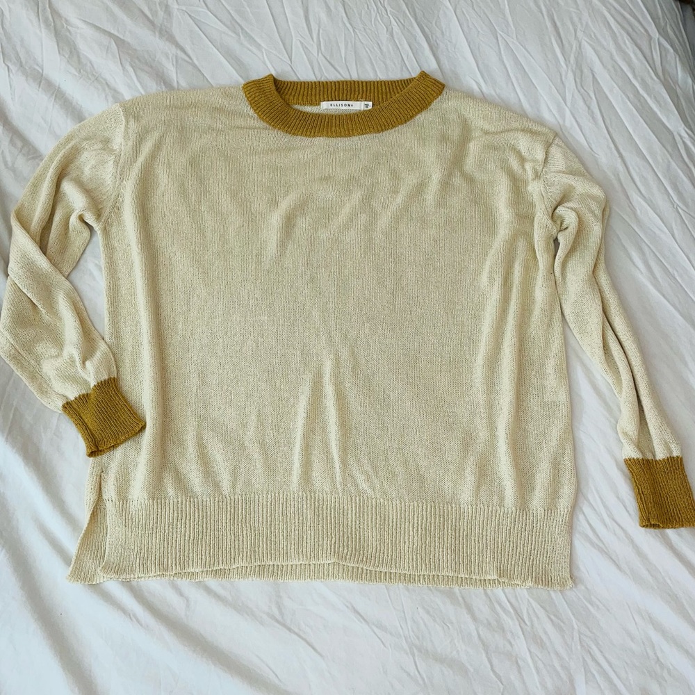 Ellison cream colored mustard/Tan knit! Size large - Picture 8 of 9